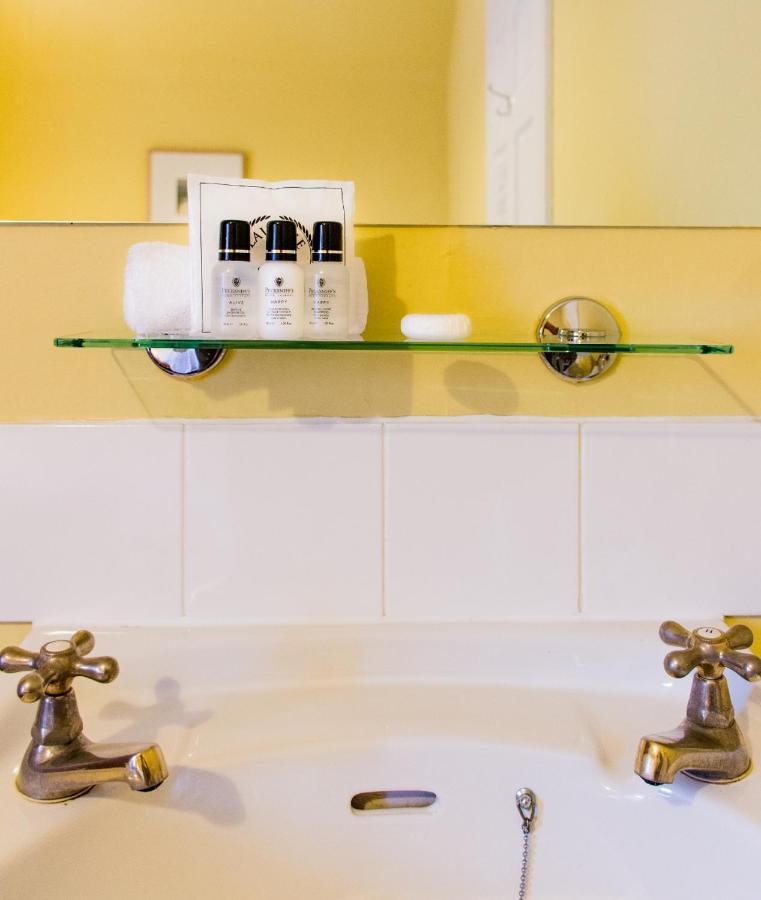 Isle of Colonsay The Colonsay Hotel מראה חיצוני תמונה